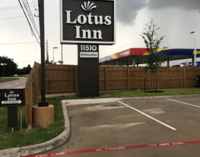 Lotus Inn