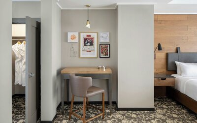 Epicurean Atlanta, Autograph Collection