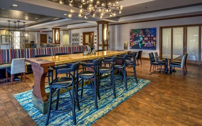 Hampton Inn & Suites Austin Downtown
