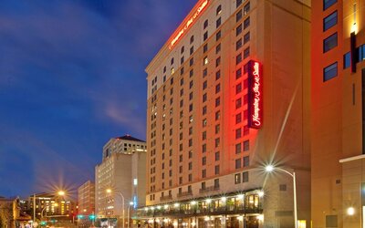 Hampton Inn & Suites Austin Downtown