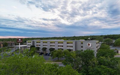 DoubleTree by Hilton Hotel Austin Northwest Arboretum