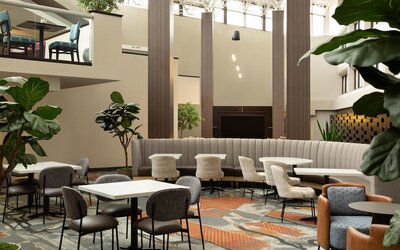 DoubleTree by Hilton Hotel Austin Northwest Arboretum