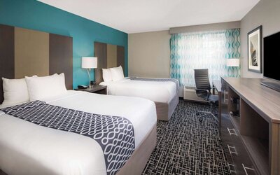 La Quinta Inn & Suites by Wyndham Atlanta Airport North
