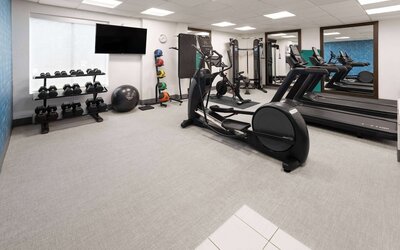 La Quinta Inn & Suites by Wyndham Atlanta Airport North