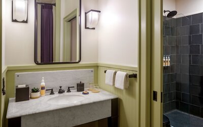 The Barnett - JDV by Hyatt