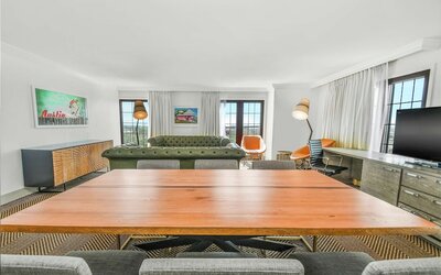 DoubleTree by Hilton Austin