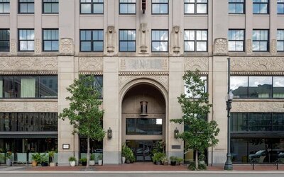 The Barnett - JDV by Hyatt