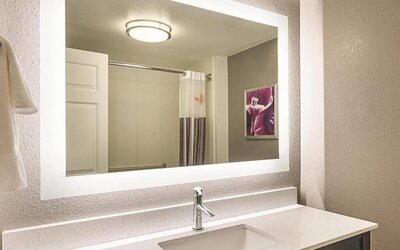 La Quinta Inn & Suites by Wyndham Atlanta Perimeter Medical