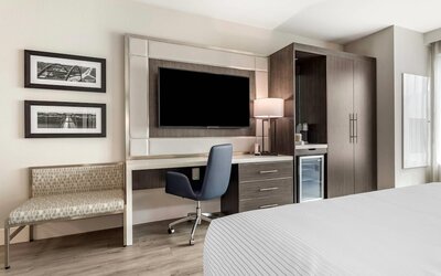 Cambria Hotel Austin Uptown Near The Domain