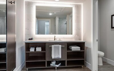 Cambria Hotel Austin Uptown Near The Domain