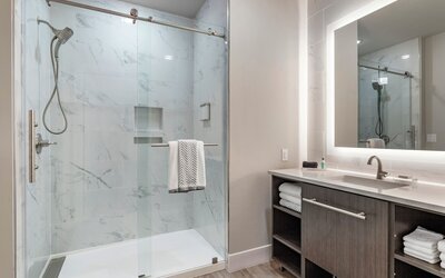 Cambria Hotel Austin Uptown Near The Domain