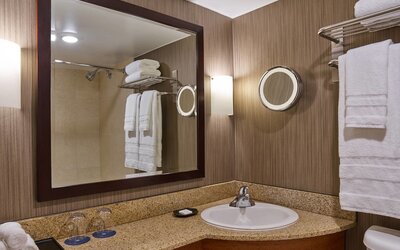 Courtland Grand Hotel, Trademark Collection by Wyndham