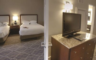 Doubletree Suites by Hilton at The Battery Atlanta