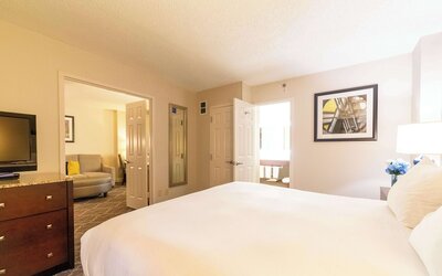 Doubletree Suites by Hilton at The Battery Atlanta