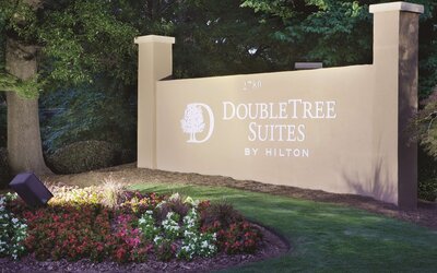 Doubletree Suites by Hilton at The Battery Atlanta
