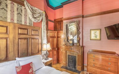 Royal Barracks Guest House
