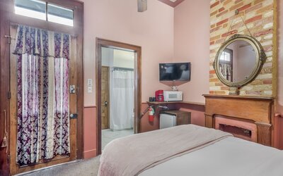 Royal Barracks Guest House