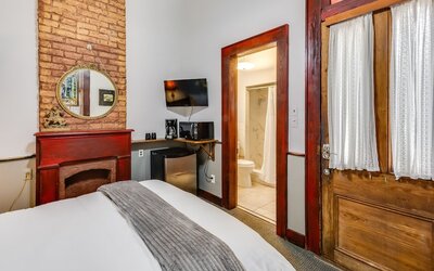 Royal Barracks Guest House