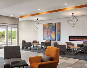 La Quinta Inn & Suites By Wyndham Austin South