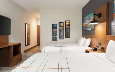 La Quinta Inn & Suites By Wyndham Austin South