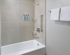 Courtyard by Marriott - Atlanta Executive Park/Emory