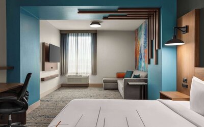 La Quinta Inn & Suites By Wyndham Austin South