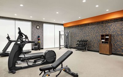 La Quinta Inn & Suites By Wyndham Austin South