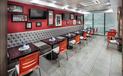 Holiday Inn Atlanta-Northlake by IHG