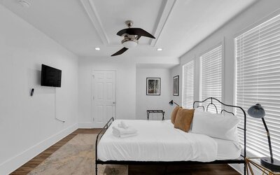 Atlanta Ivy Manor Message Now for Summer Special