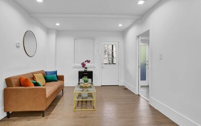 Atlanta Ivy Manor Message Now for Summer Special