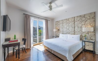 International House Hotel