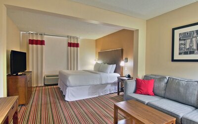 Four Points by Sheraton Nashville Airport