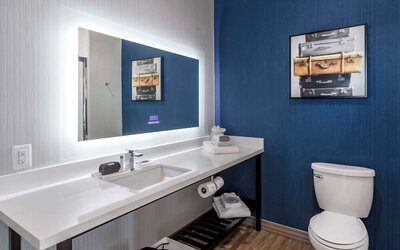 Cambria Hotel Nashville Airport