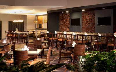 Embassy Suites by Hilton Austin Arboretum