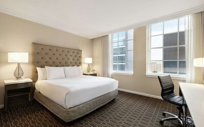 Hilton New Orleans/St. Charles Avenue