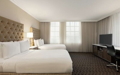 Hilton New Orleans/St. Charles Avenue
