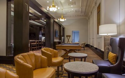 Hilton New Orleans/St. Charles Avenue