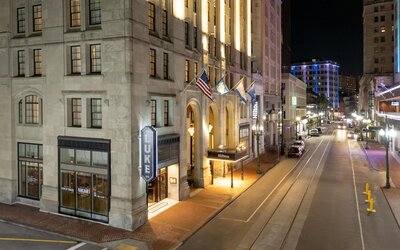 Hilton New Orleans/St. Charles Avenue