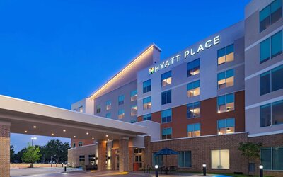 Hyatt Place Austin / Lake Travis / Four Points