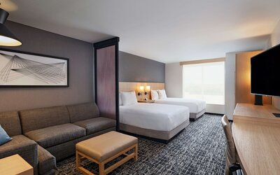 Hyatt Place Austin / Lake Travis / Four Points