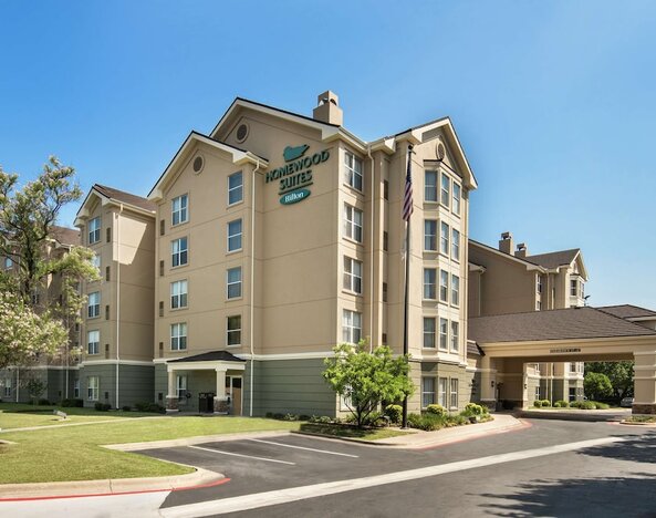 Homewood Suites by Hilton Austin-South/Airport