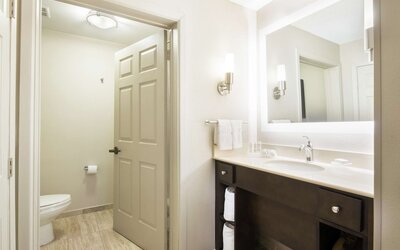 Homewood Suites by Hilton Austin-South/Airport