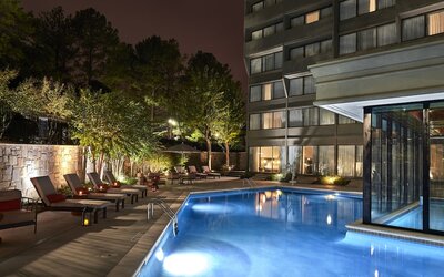 DoubleTree by Hilton Atlanta Windy Hill Ballpark
