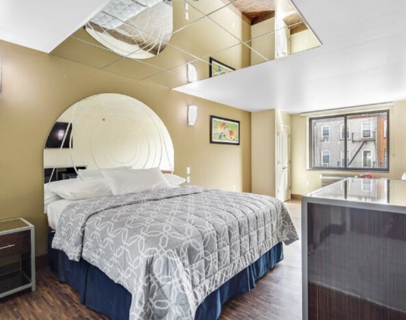 Brooklyn Broadway Hotel