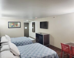 Brooklyn Broadway Hotel
