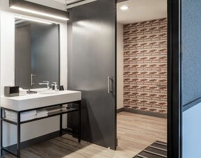 Aloft by Marriott Austin South