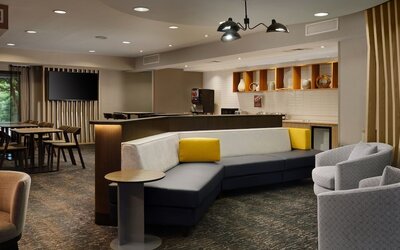 Springhill Suites By Marriott Metro Center