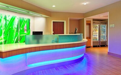 Springhill Suites By Marriott Metro Center