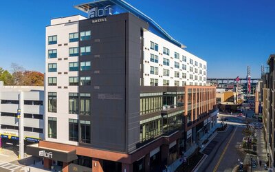 Aloft by Marriott Atlanta at The Battery Atlanta