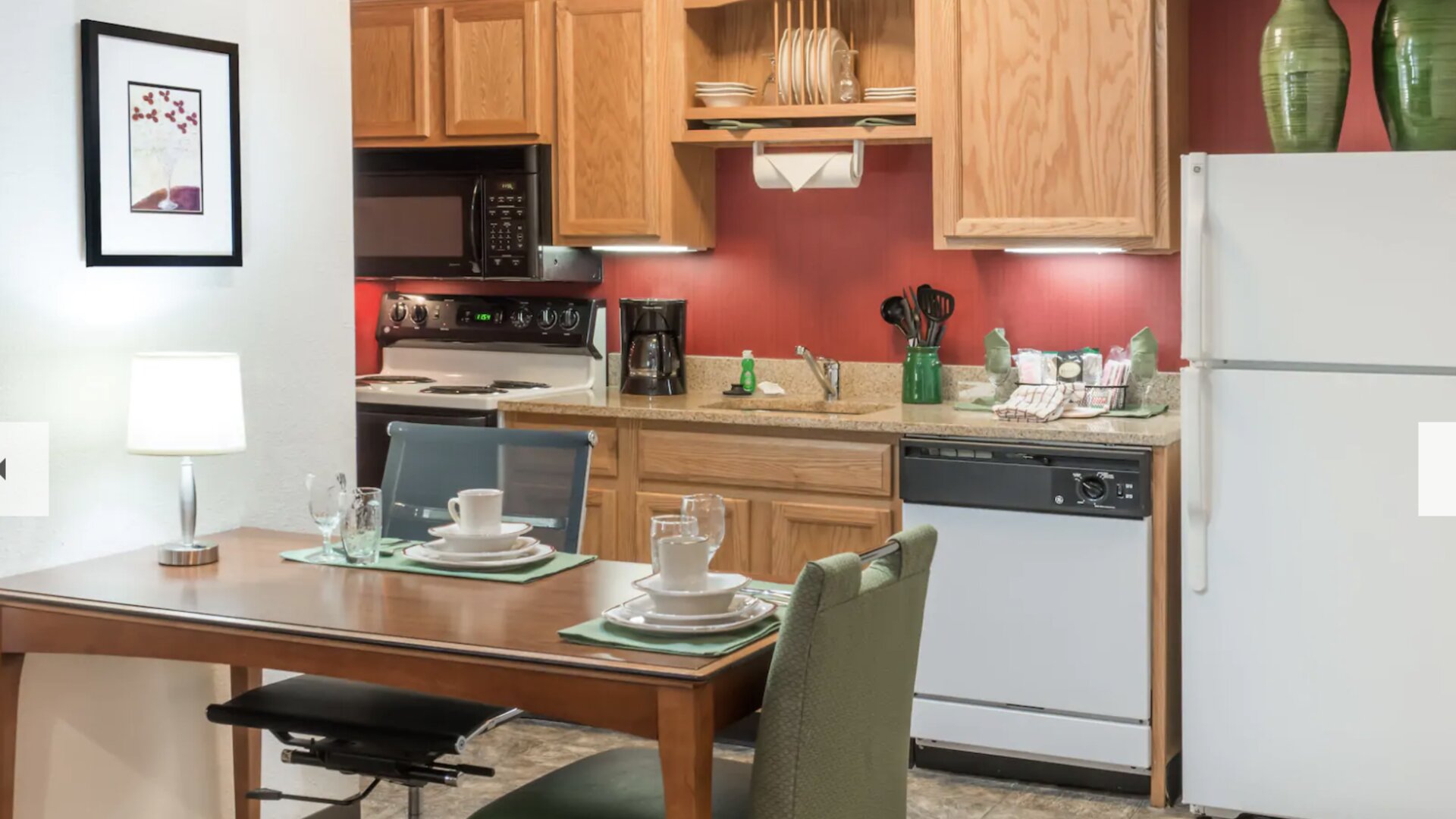 Hawthorn Suites By Wyndham St. Louis Westport Plaza